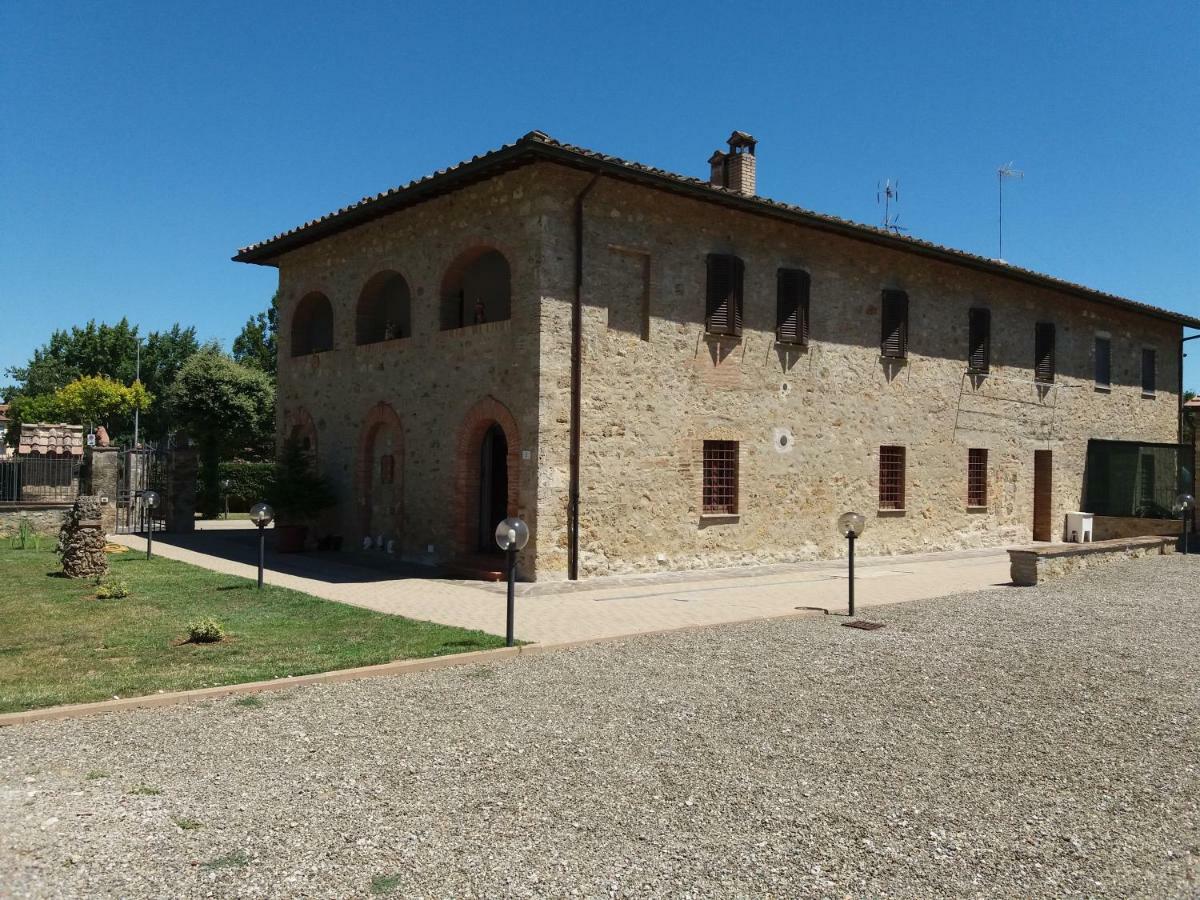 Affittacamere Antonio E Francesca Staggia Luaran gambar
