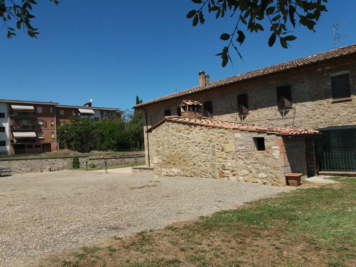 Affittacamere Antonio E Francesca Staggia Luaran gambar