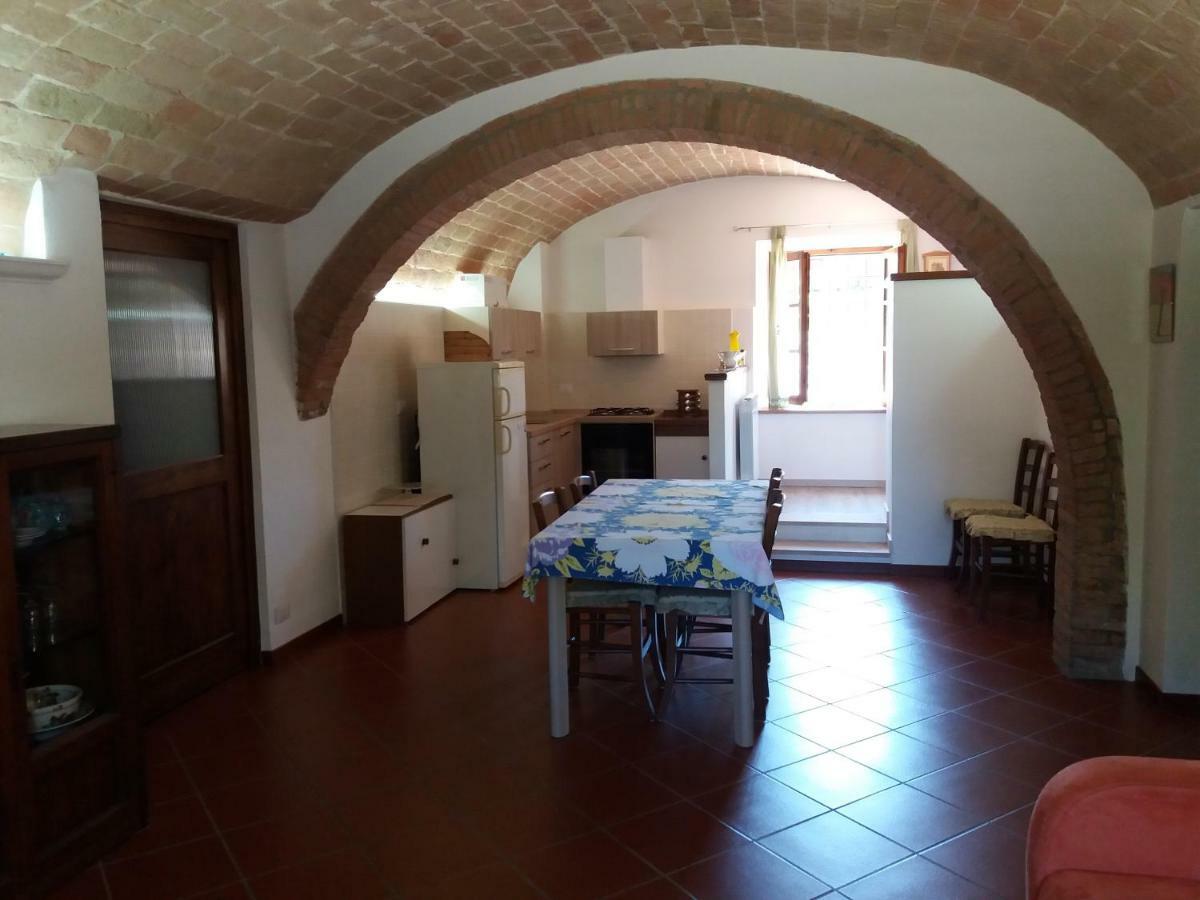 Affittacamere Antonio E Francesca Staggia Luaran gambar